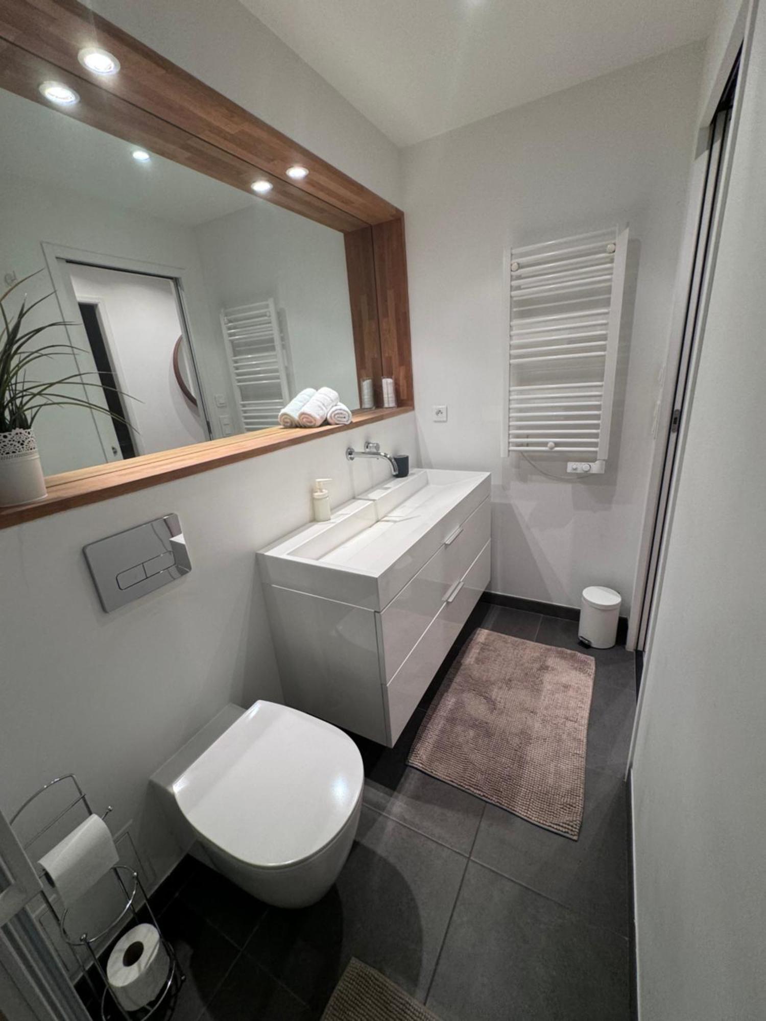 Vieil Antibes Apartment With Ac 320M From Beach מראה חיצוני תמונה