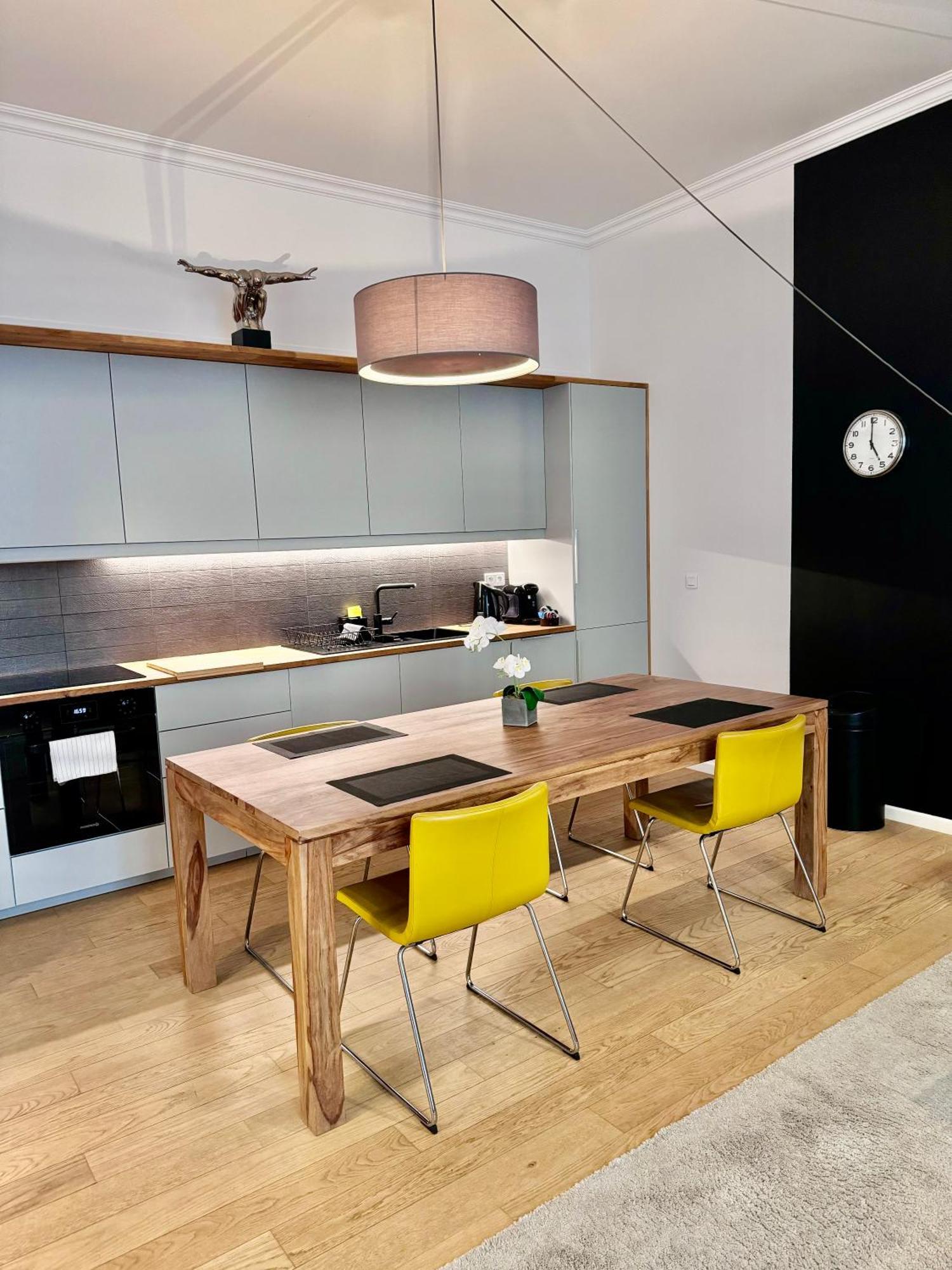 Vieil Antibes Apartment With Ac 320M From Beach מראה חיצוני תמונה
